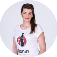 8388258 ironin 293circlesmall
